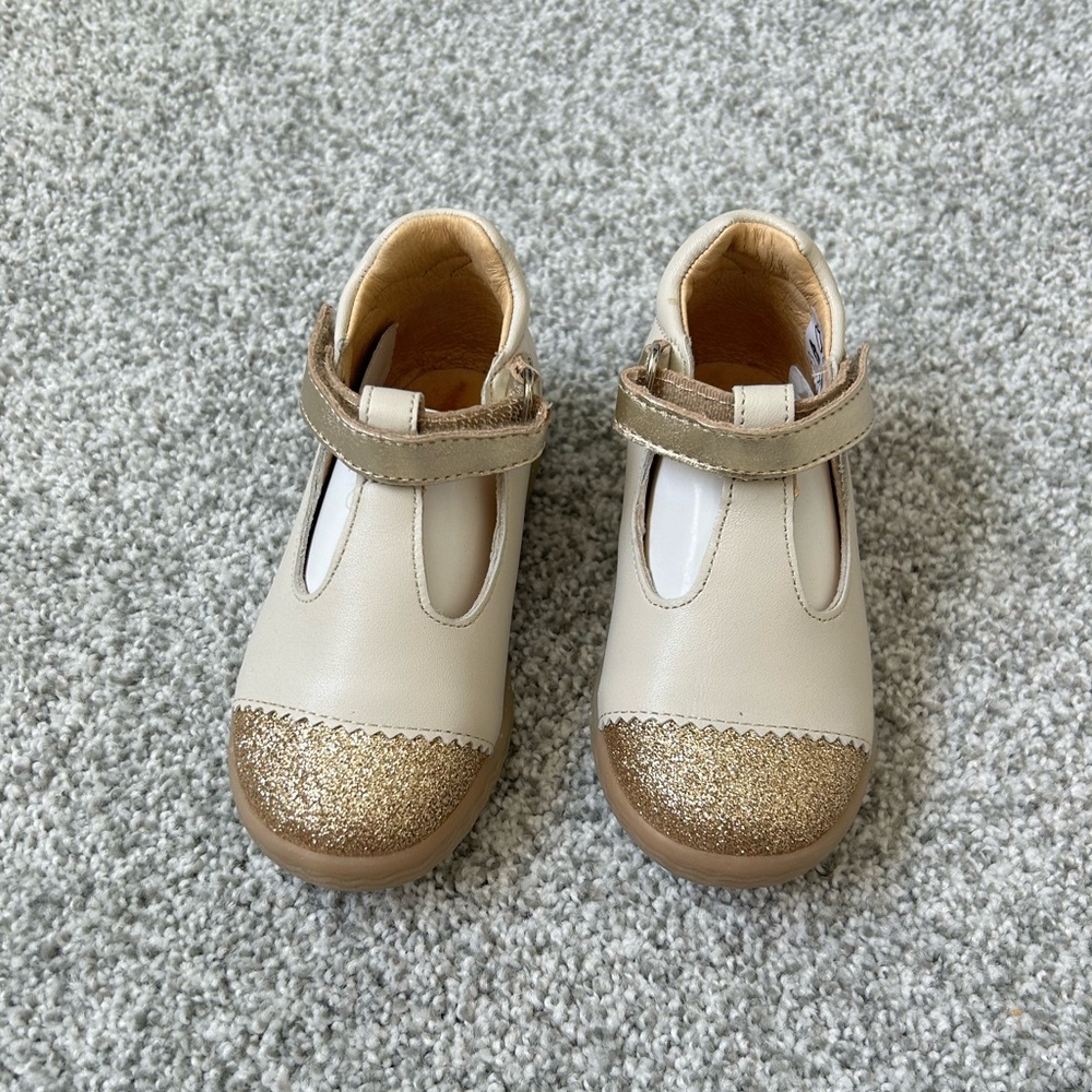 Girls Cream Mary Jane Shoes with Gold Glitter Toe